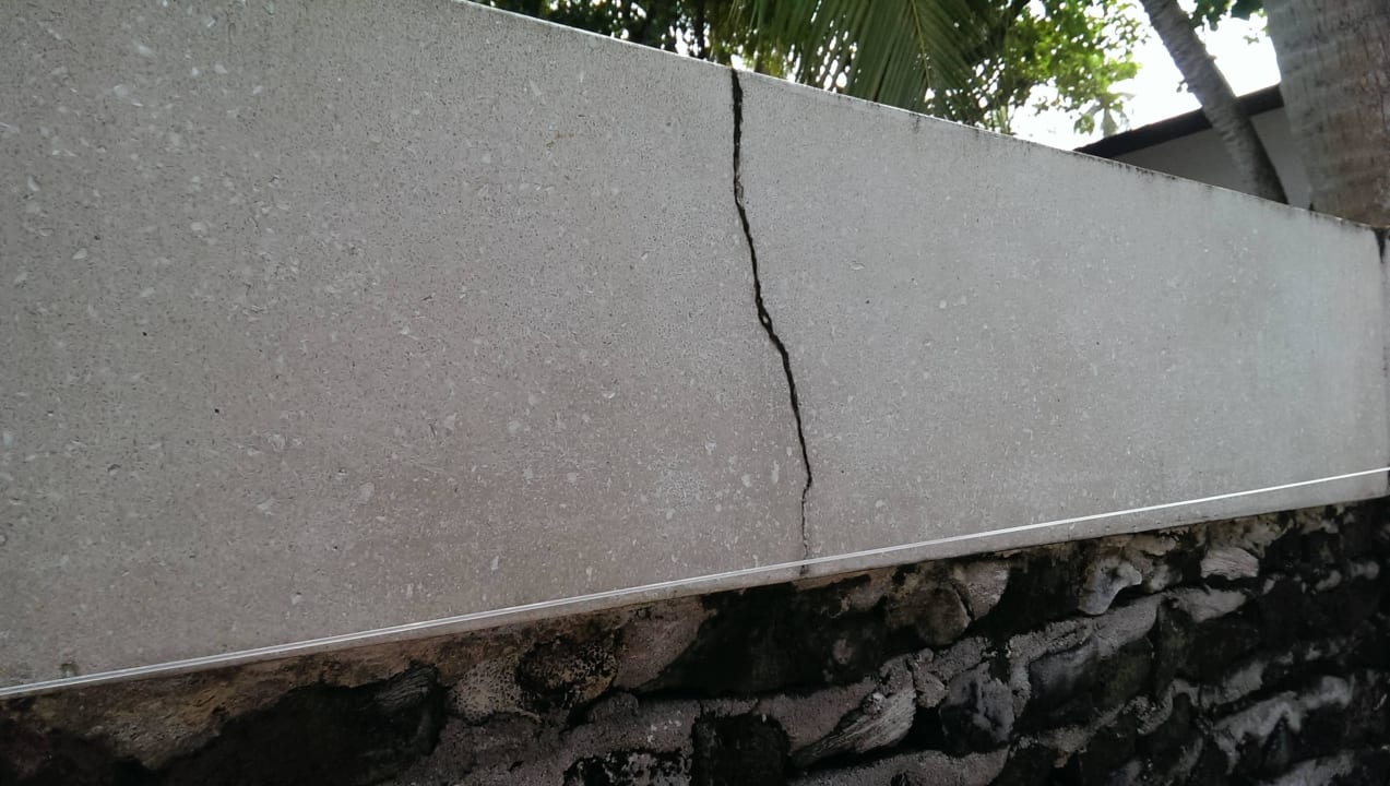 Bad ananea Diamonds Athuruga