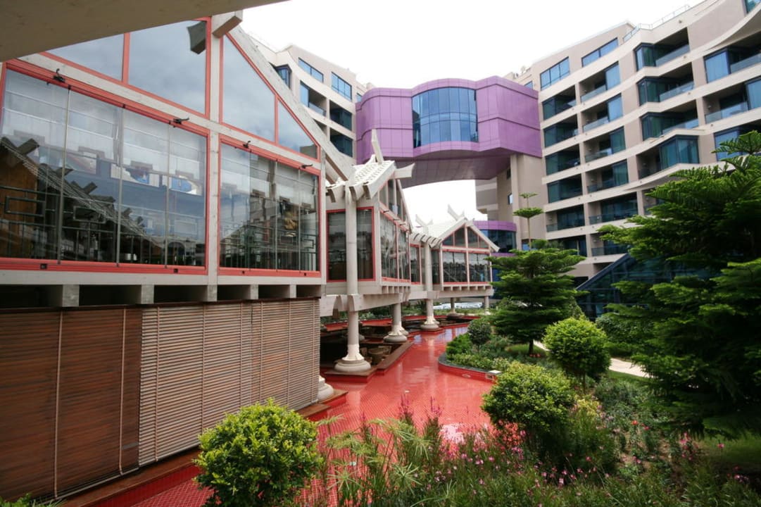 Blick auf Hotel Susesi Luxury Resort