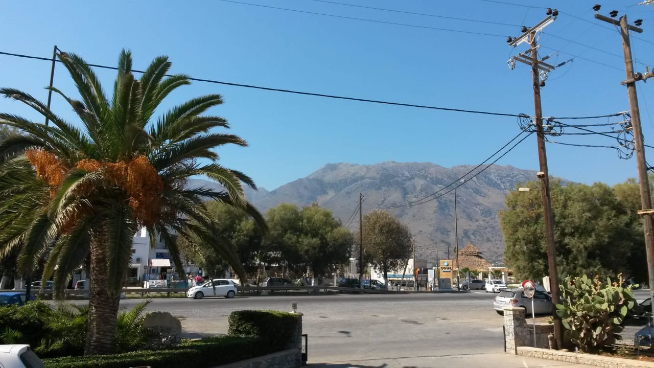 Blick vor Hotel Vantaris Luxury Beach Resort