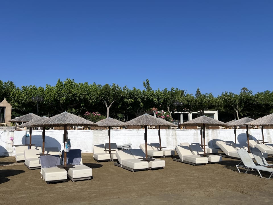 Strand Corissia Beach Hotel