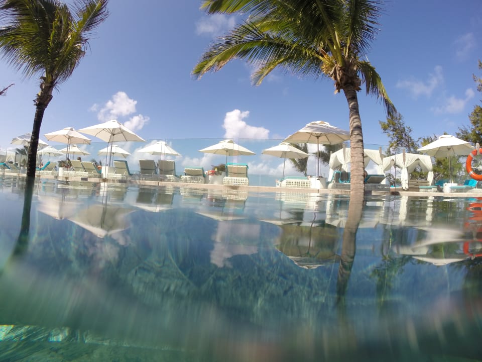 Pool Radisson Blu Poste Lafayette Resort & Spa - Adults only