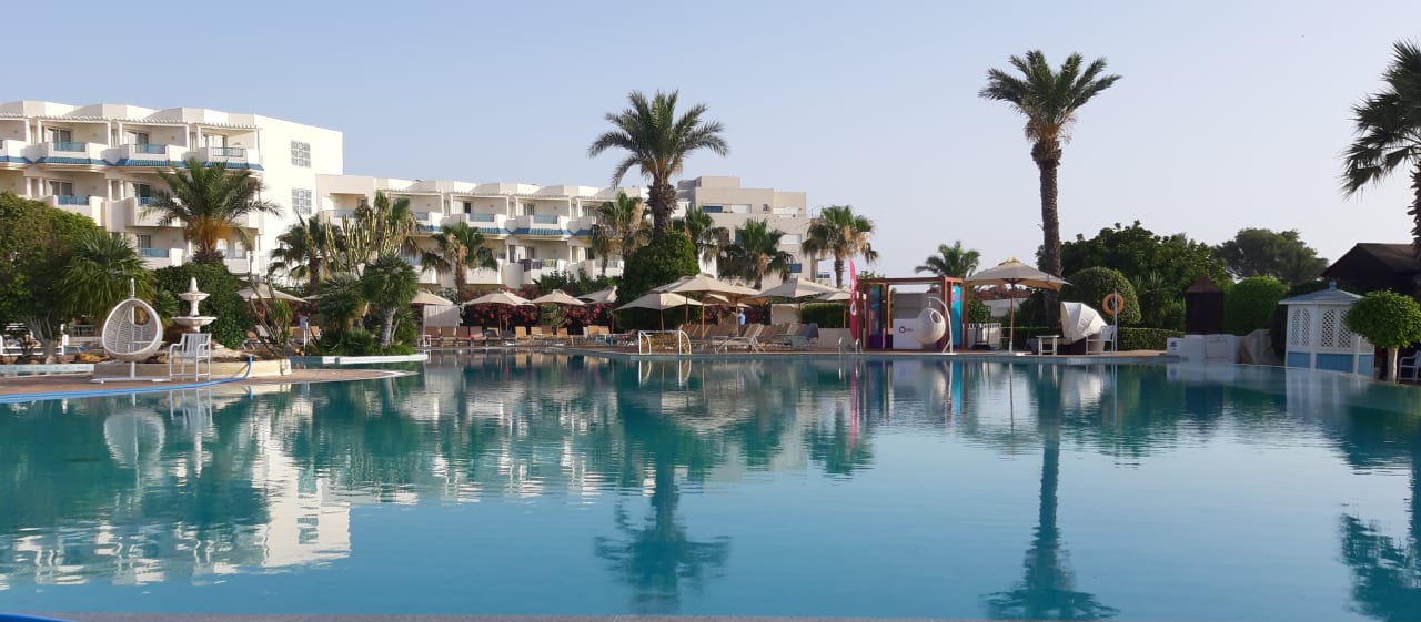 Pool Sentido Bellevue Park