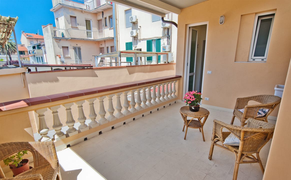 Zimmer Arsella House