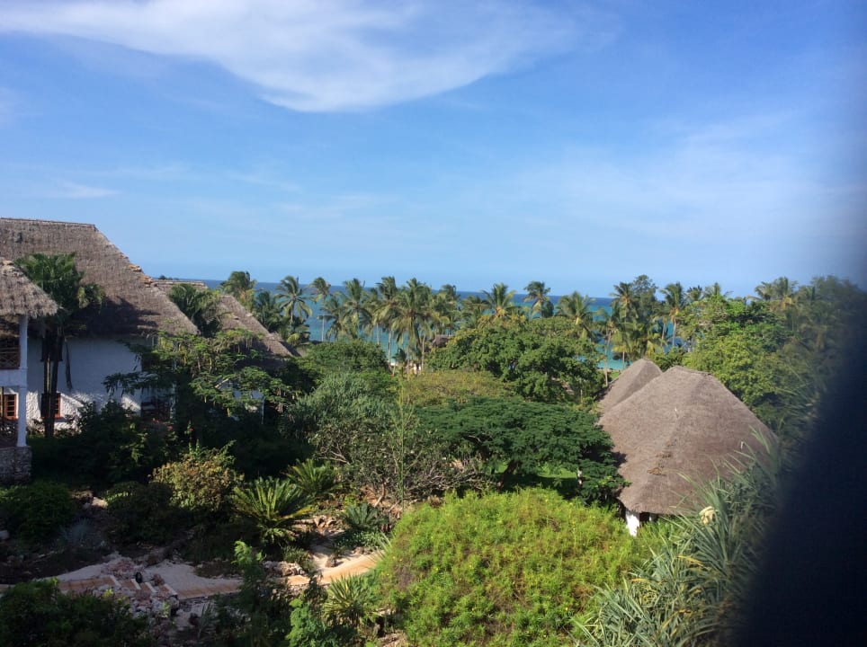 Ausblick Bluebay Beach Resort & Spa