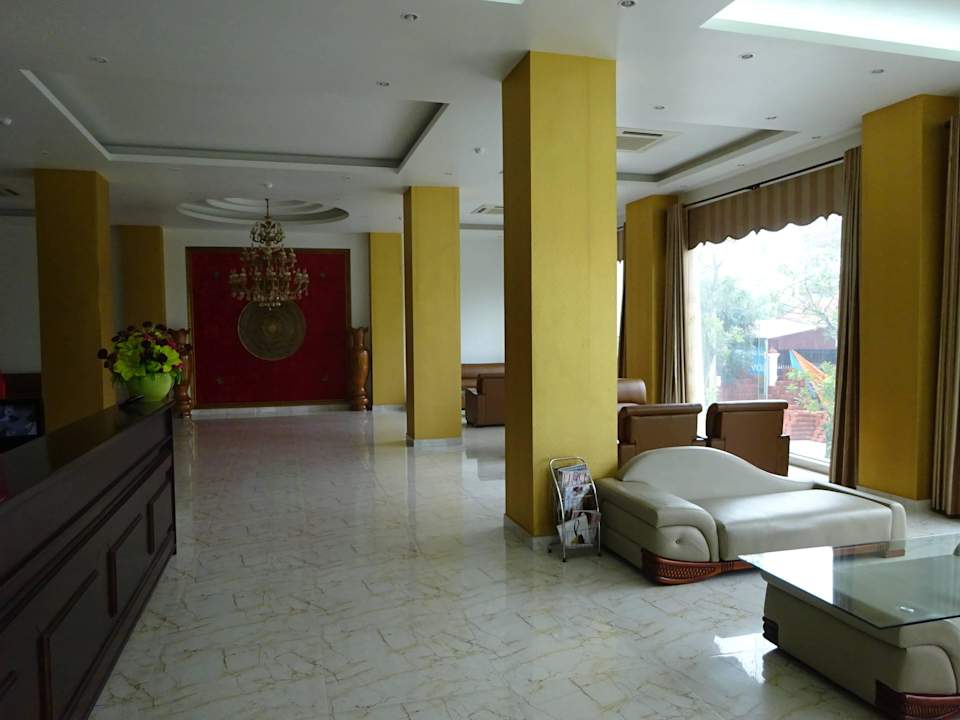 Eingangsbereich Royal Ninh Binh Hotel