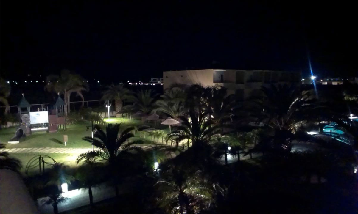 Ausblick aus den Familienzimmern Sandy Beach Hotel & Family Suites