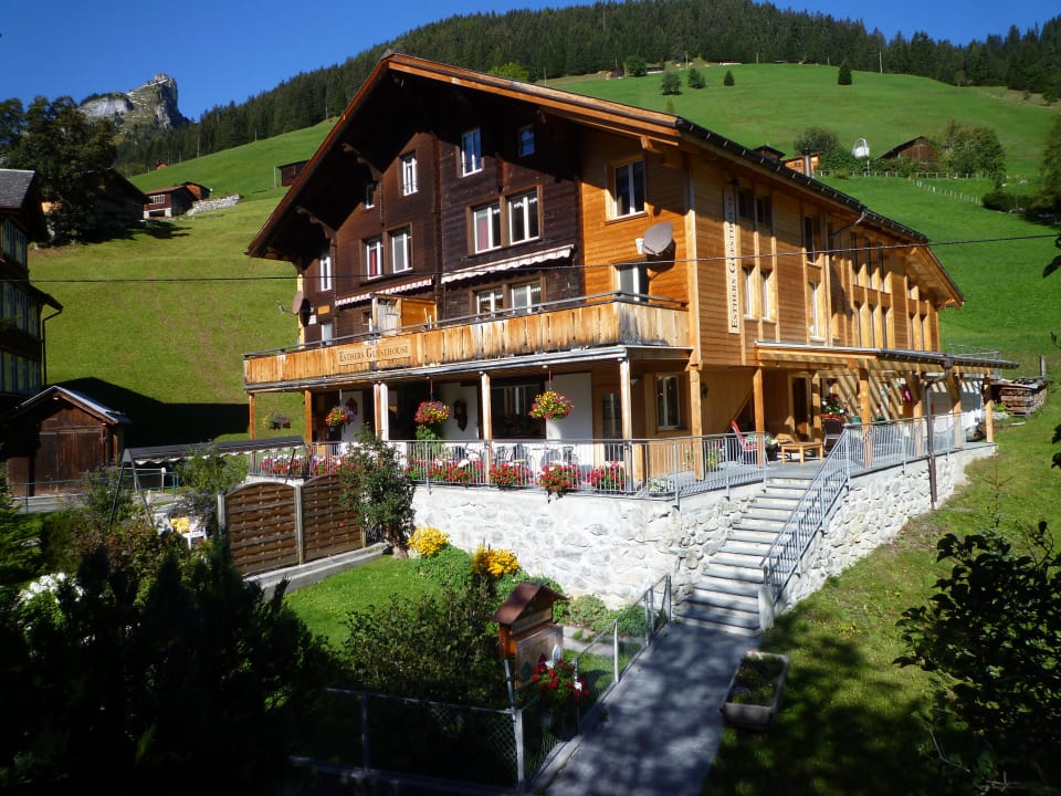 So schön ist es im Sommer bei uns Esther's Guesthouse