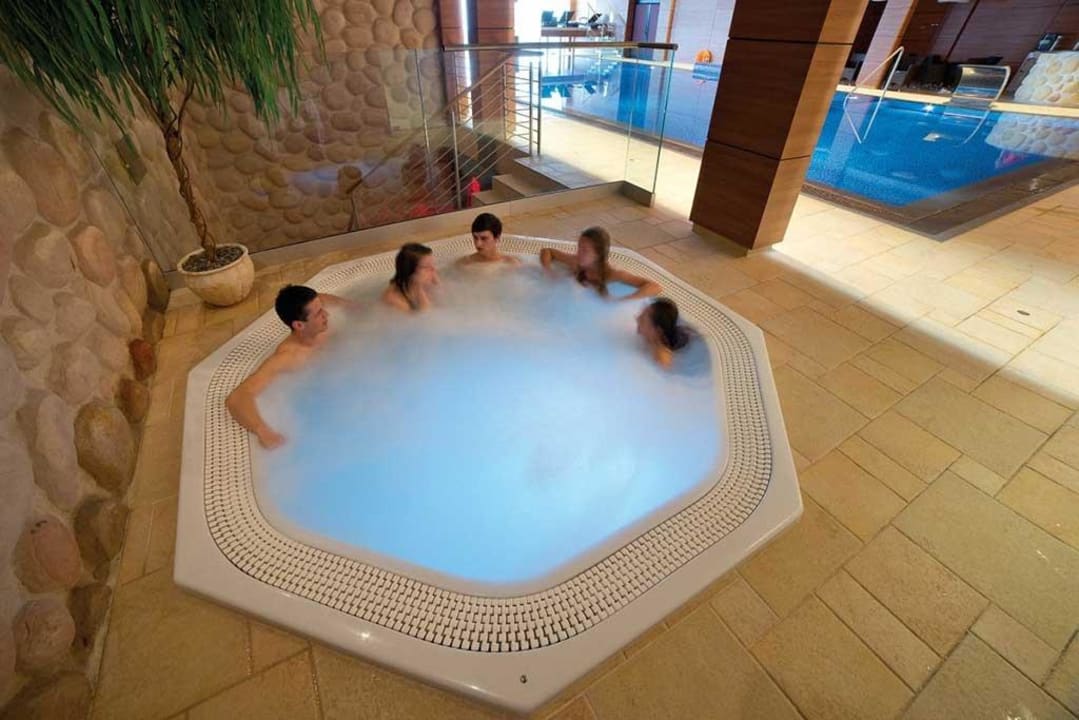 Jacuzzi Hotel Odyssey Wellness & Spa
