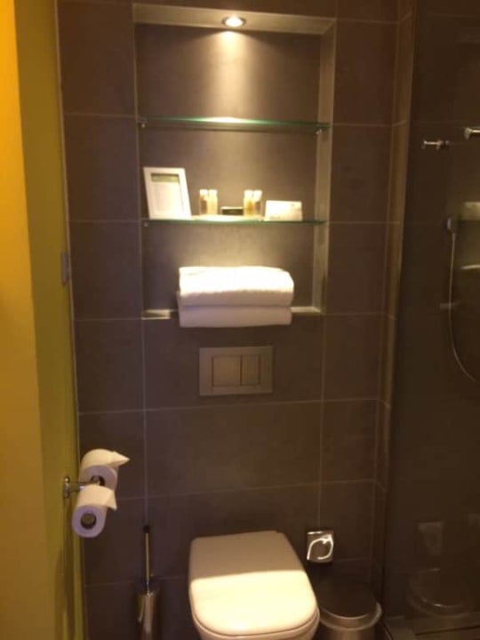 Łazienka Hotel Indigo Berlin - Ku'damm