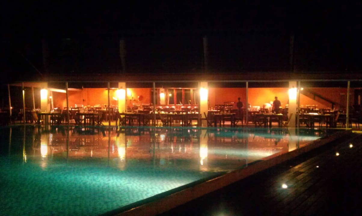 Kurz vor dem Dinner Thaala Bentota