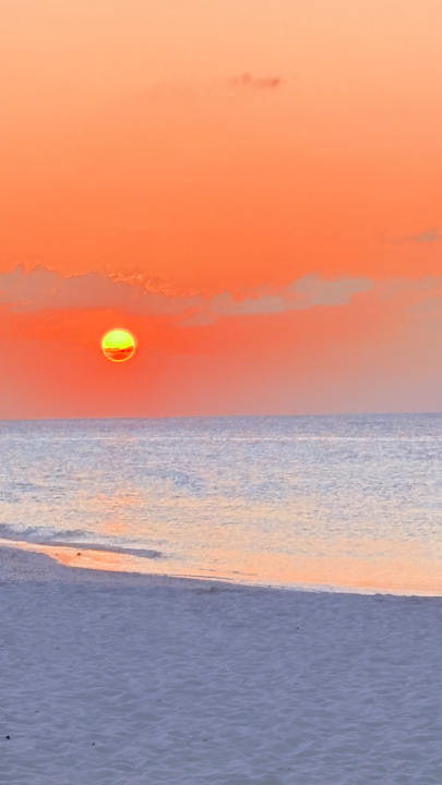 Strand Kuredu Island Resort & Spa