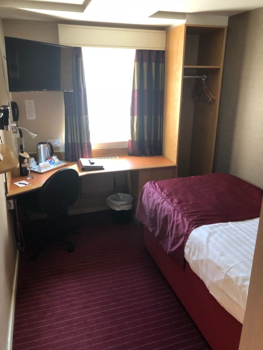 Zimmer Pendulum Hotel