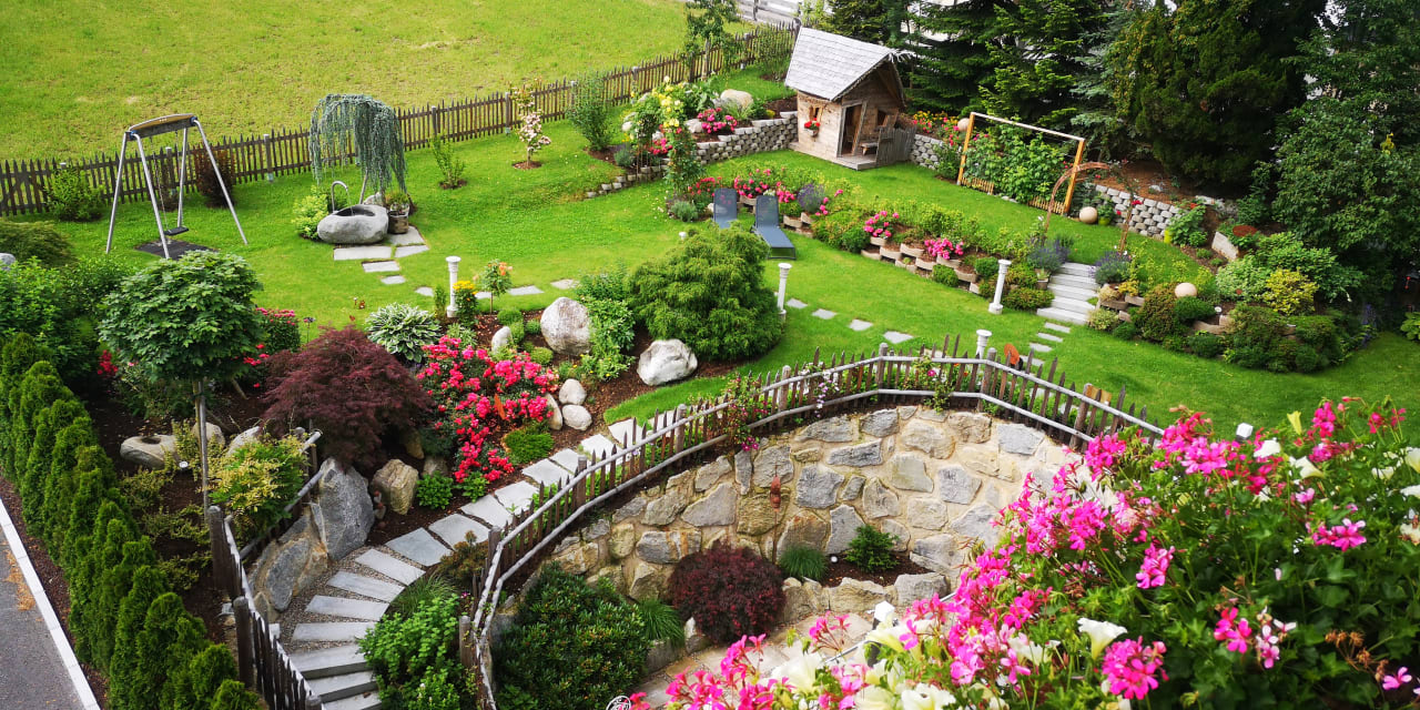 Gartenanlage Hotel Landhaus Zillertal