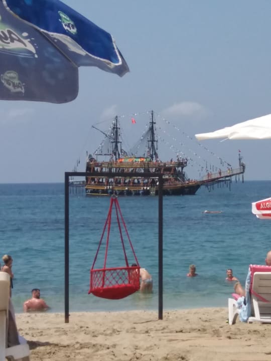 Strand Kleopatra Celine Hotel