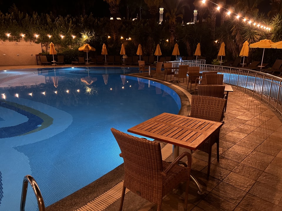 Pool Calimera Hane Garden