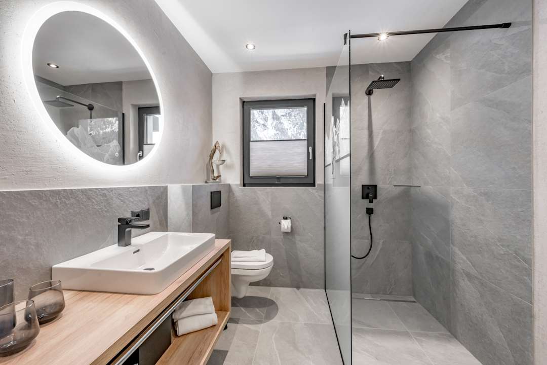 Sonstiges Falkners Five