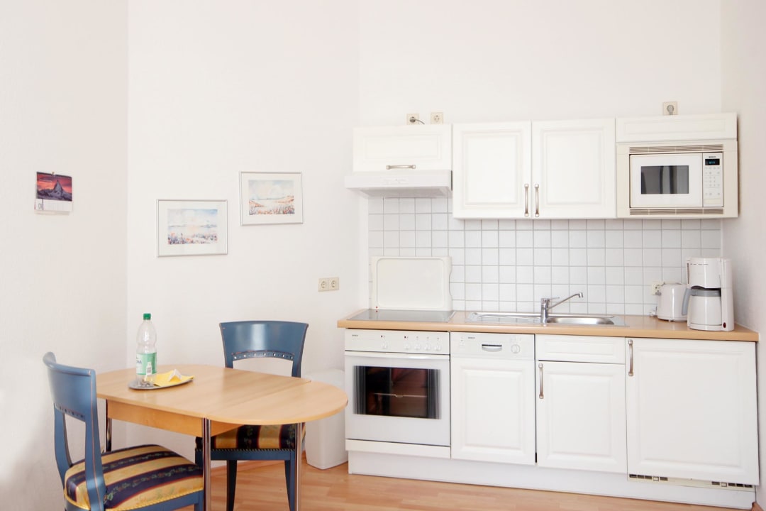 Zimmer Rujana Ferienwohnungen - Altes Postamt