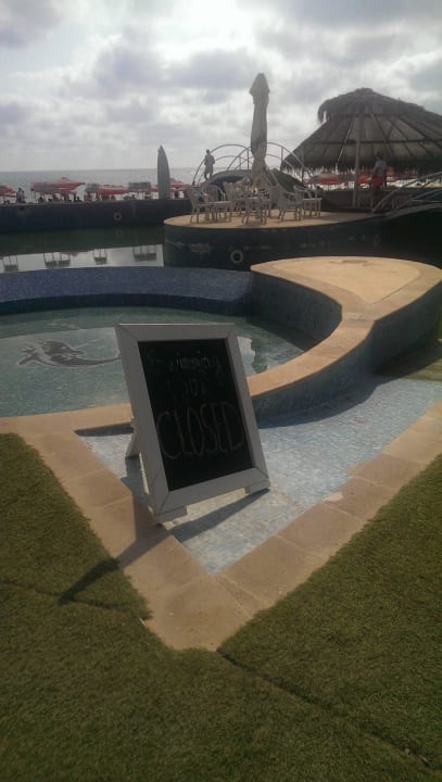 Baden verboten Park Hotel Golden Beach