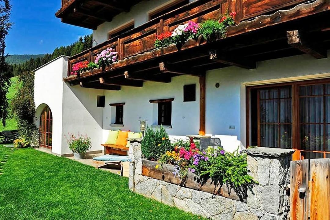 Appartement-Suite Bauerngortn Terrasse und Liegewi Naturoase Schwemmerhof