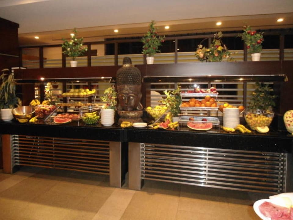 Das war nur ein winziger Bruchteil - nur Obst Limak Lara Deluxe Hotel & Resort