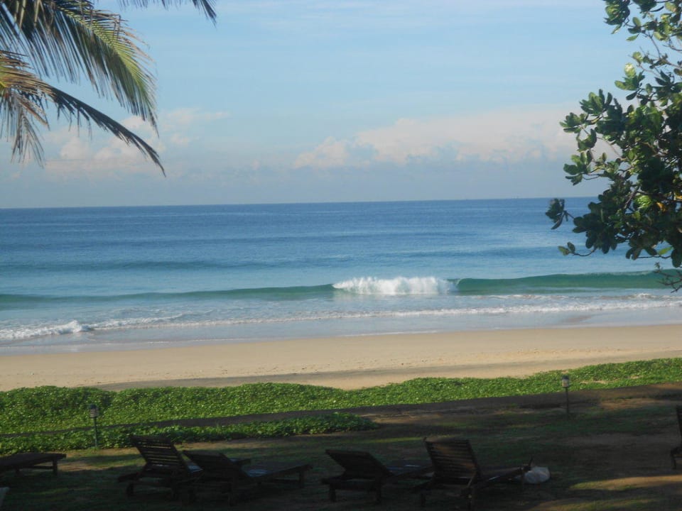 Strand vom Pool aus Hotel Koggala Beach