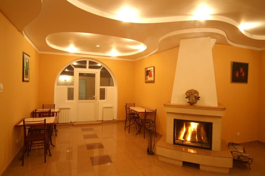 Каминный зал Guesthouse Fregat / Гостевой дом Фрегат