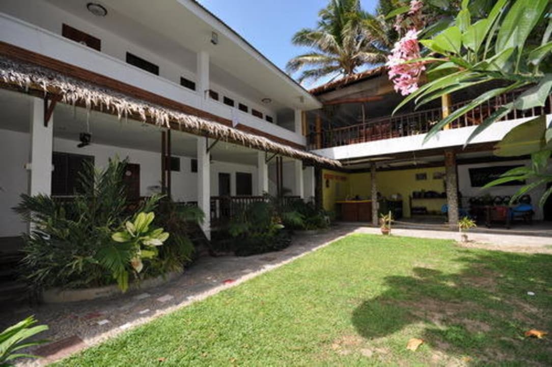 Innenhof des Resorts Hotel Boracay Kite Resort Windpia