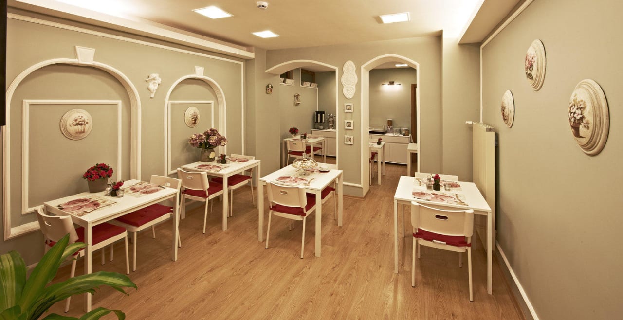 Breakfast Hotel Retropera