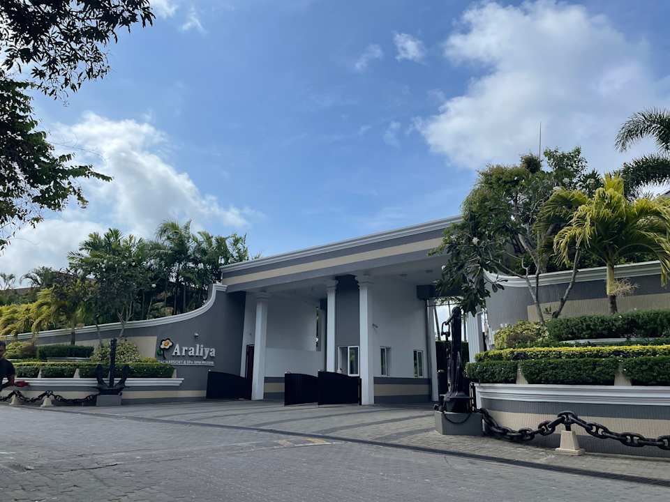 Außenansicht Araliya Beach Resort & Spa Unawatuna- Where you meet the sea all year