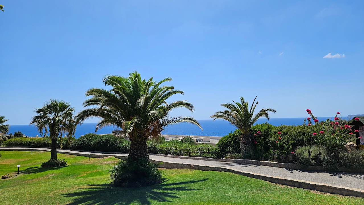 Gartenanlage Hotel Kalithea Horizon Royal