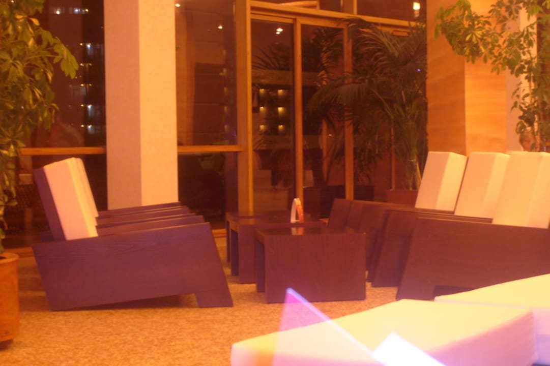 Lobby Bar DIT Majestic Beach Resort