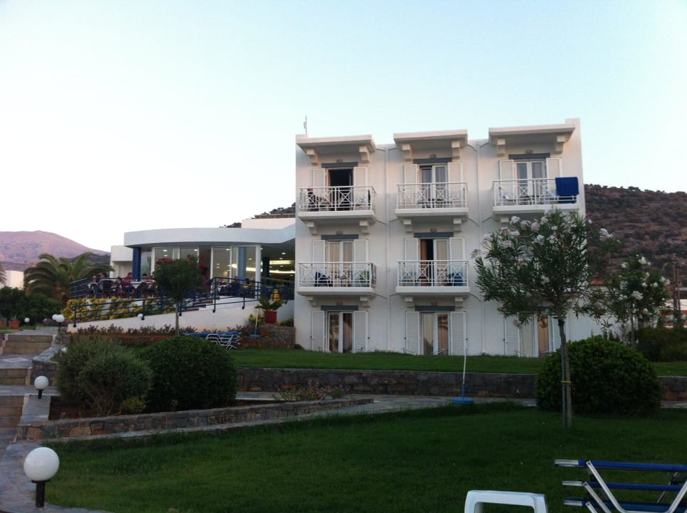 Vom Pool aus Hotel Ariadne Beach