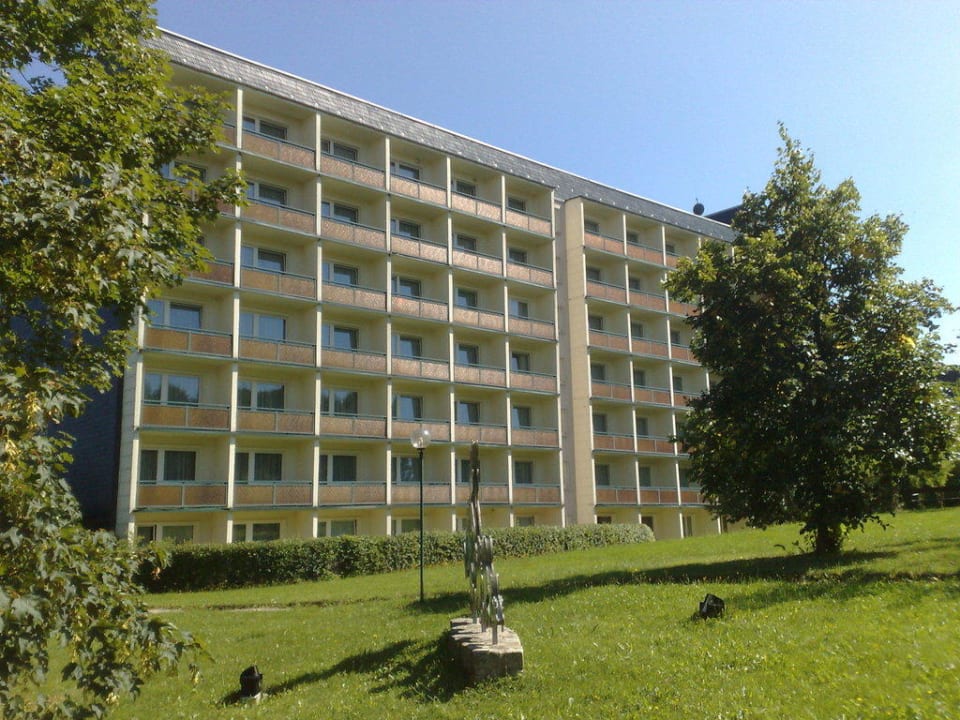 Aussenansicht vom Hotelkomplex Familotel Aparthotel am Rennsteig