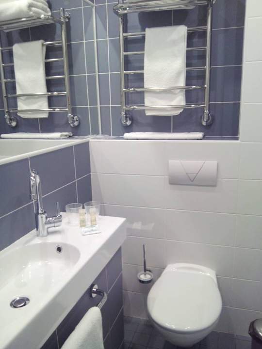 Bathroom Hotel BonHotel