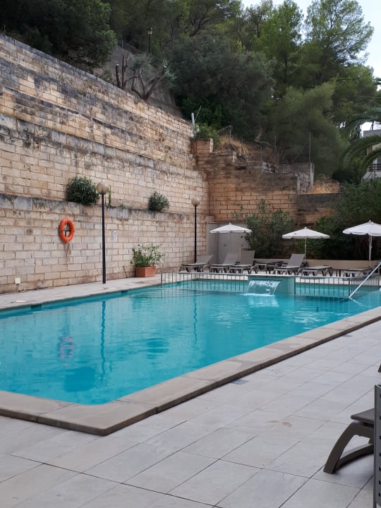 Pool FLOR los Almendros Hotel