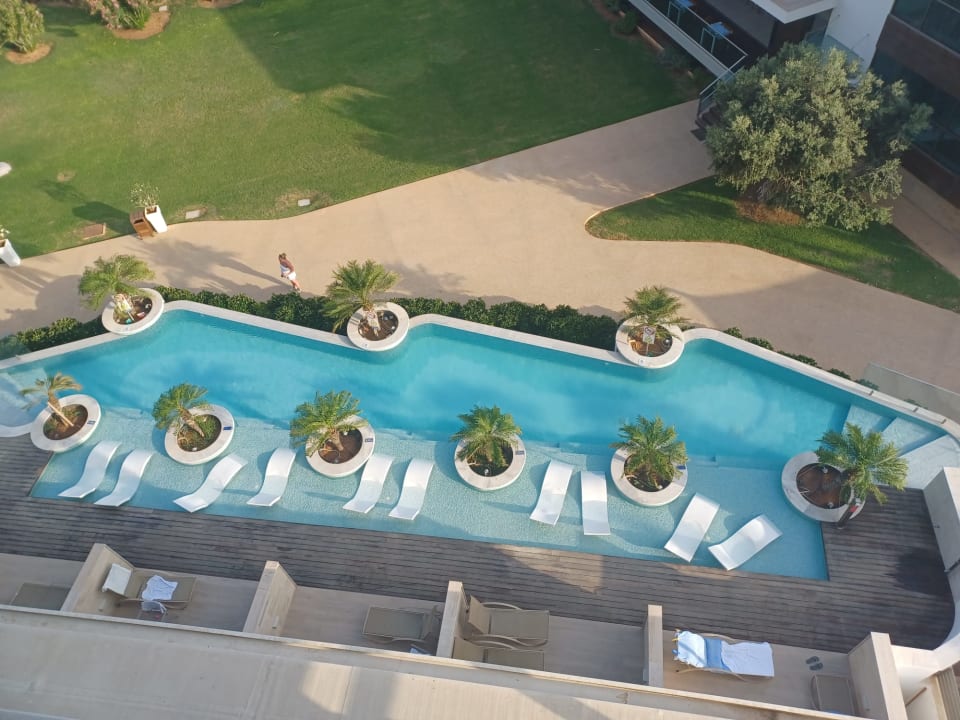 Pool Asterias Beach
