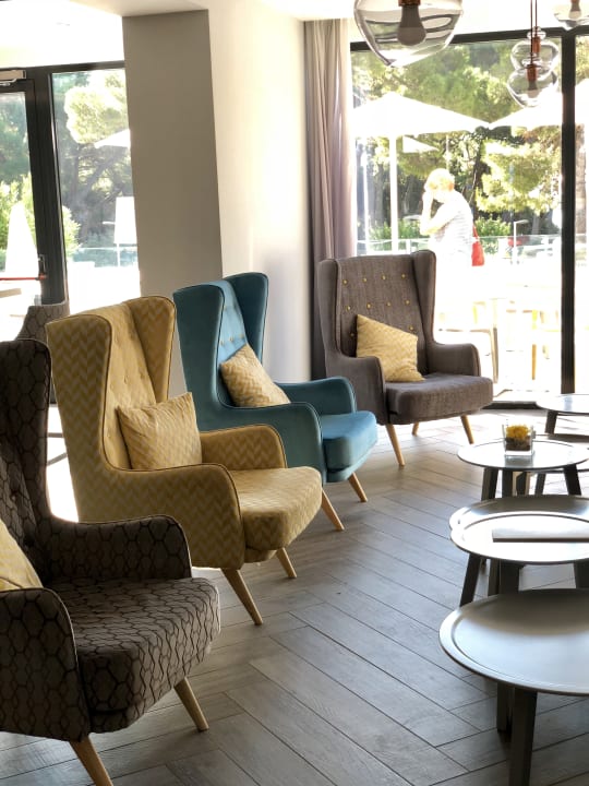 Lobby Park Plaza Arena Pula