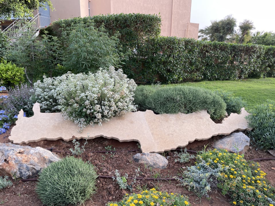 Gartenanlage Anissa Beach & Village