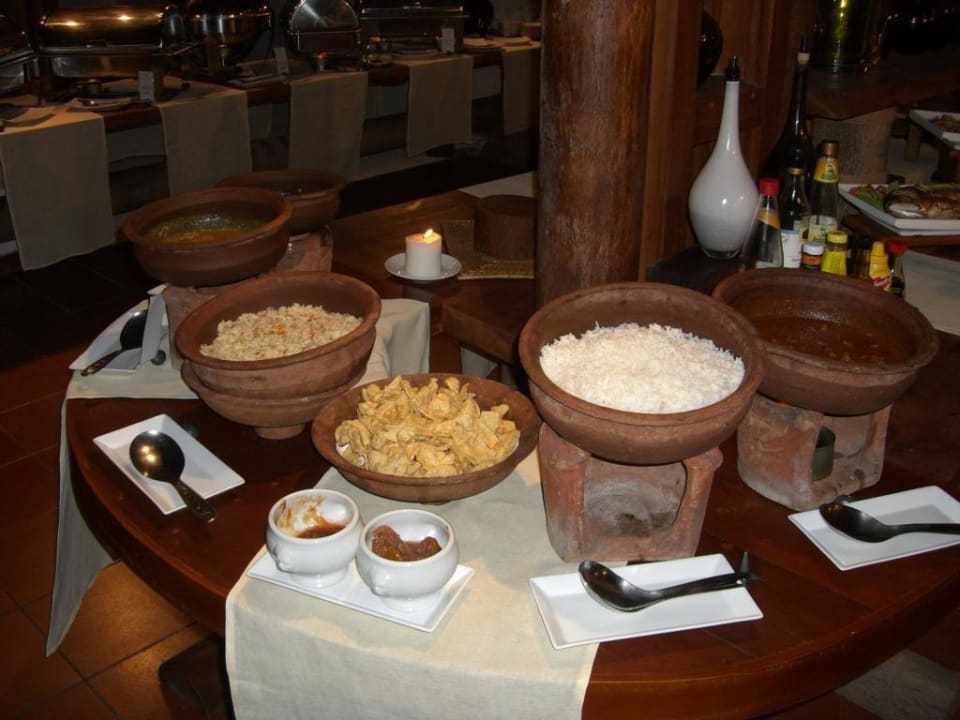 Reis und scharfes Curry ananea Diamonds Athuruga