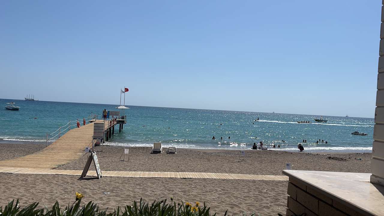 Strand Crystal Admiral Aqua Collection