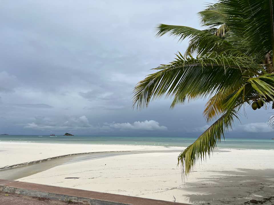 Strand Raffles Seychelles