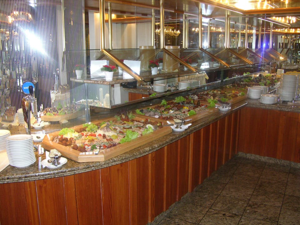 Vorspeisenbuffet zu Silvester OptimaMed Gesundheitsresort Bad Mitterndorf