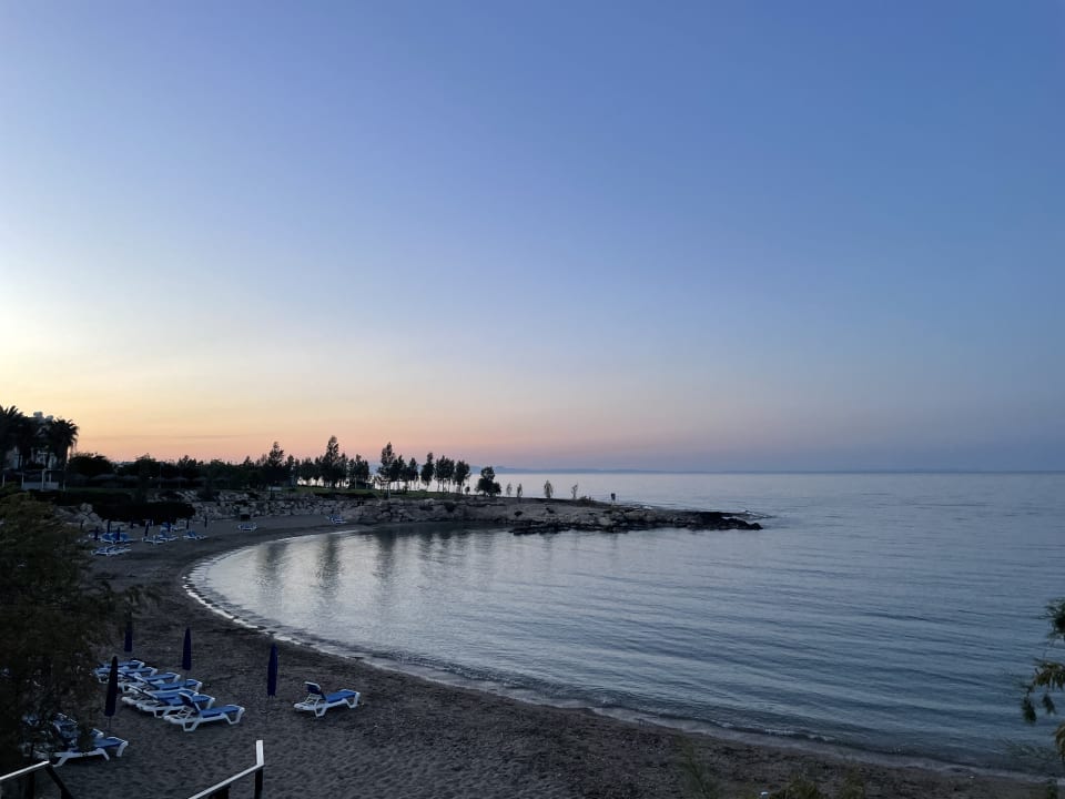 Strand Crystal Springs Beach Hotel