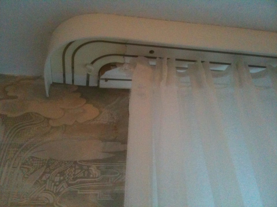 Gardine, das "Schwarze" Dreck oder Schimmel? Hotel Der Achtermann