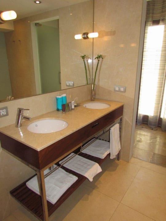 Grand suite #412 Hotel Tres