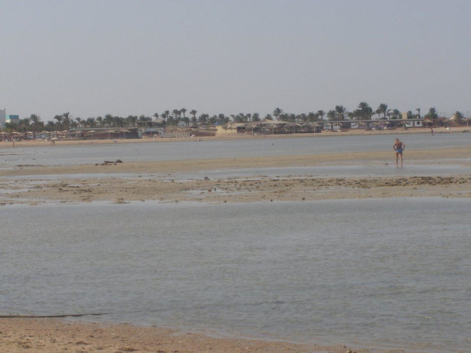 Plaża podczas odpływu Hotel Titanic Palace