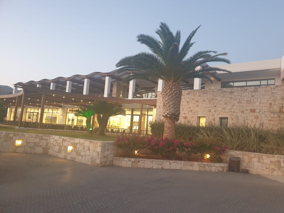 Außenansicht Grand Hotel Holiday Resort