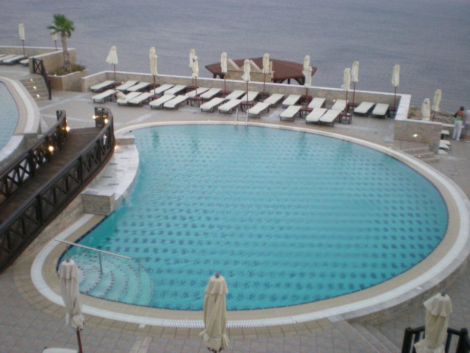 Untere Poolanlage Hotel Kalithea Horizon Royal