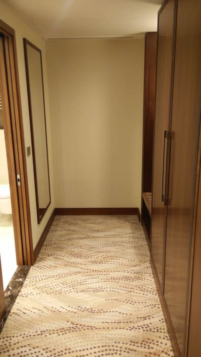 Korytarz DoubleTree by Hilton Hotel & Conference Centre Warsaw