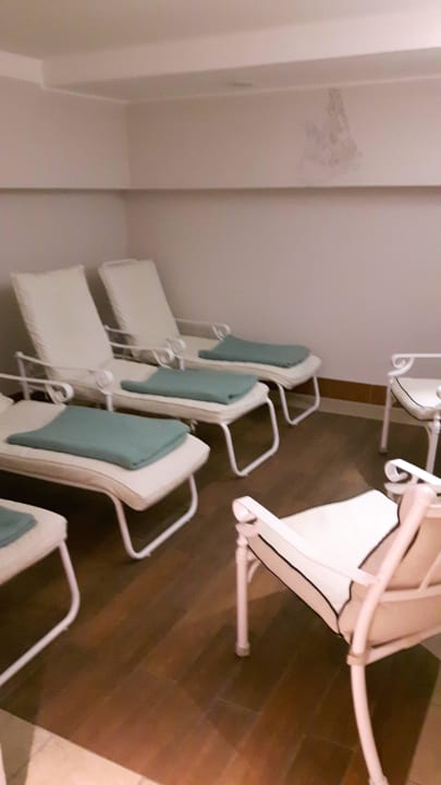 Sauna - Ruheecke mit 4 Liegen Göbel's Sophien Hotel
